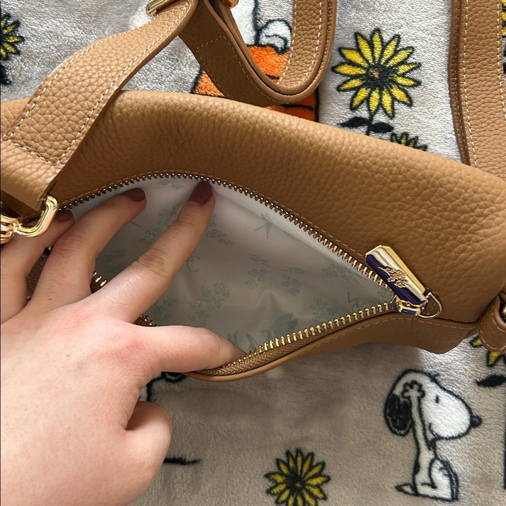 Brown Leather Crossbody Bag - Picture 4 of 9